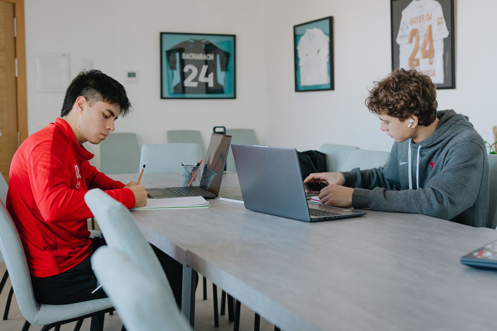ETURE High School students studying