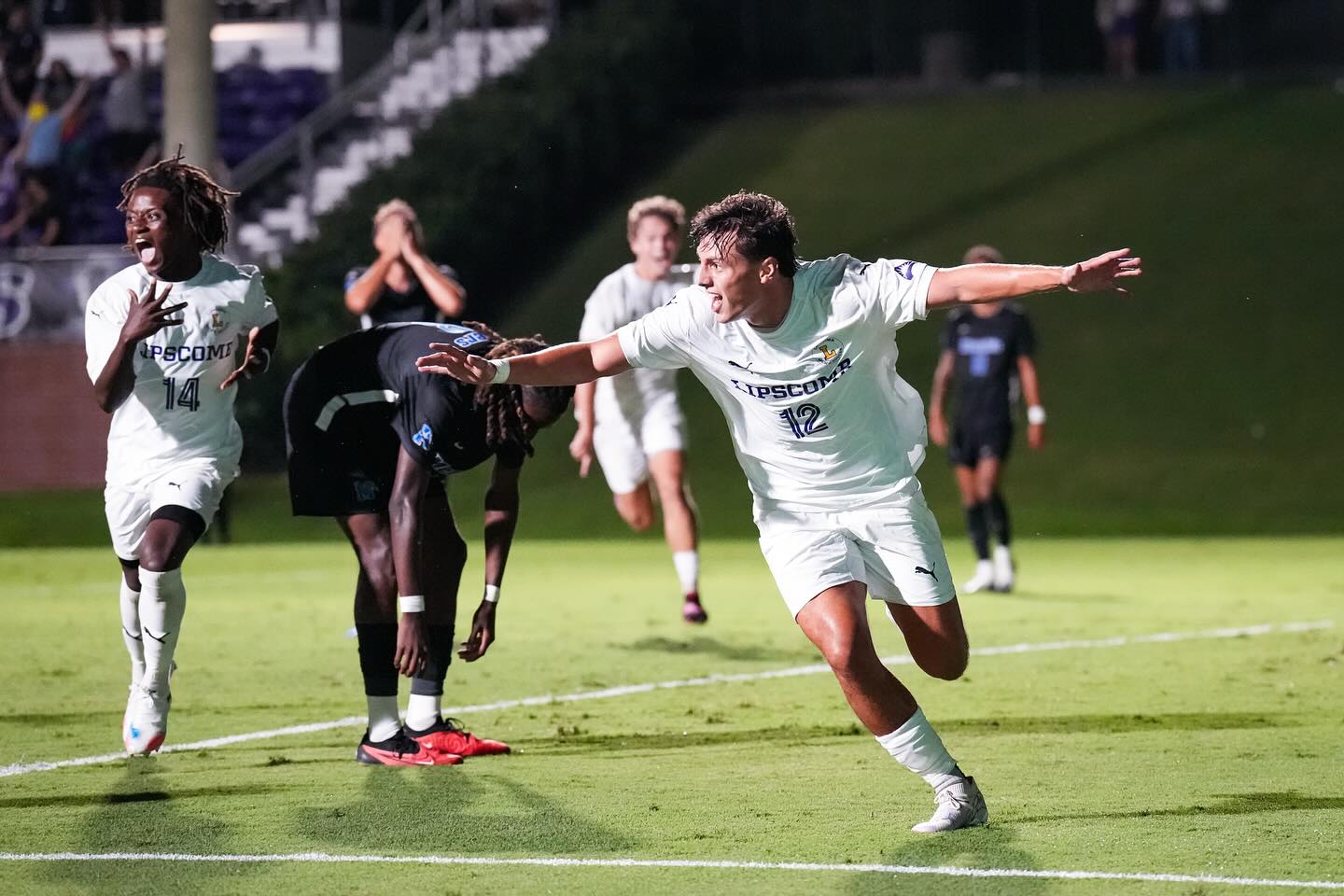 ETURE FC player celebrating a goal