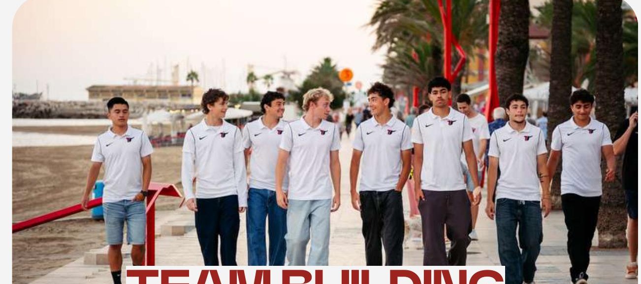 Team building on the promenade