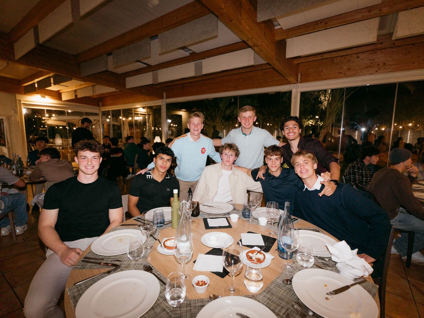 Friendships over dinner
